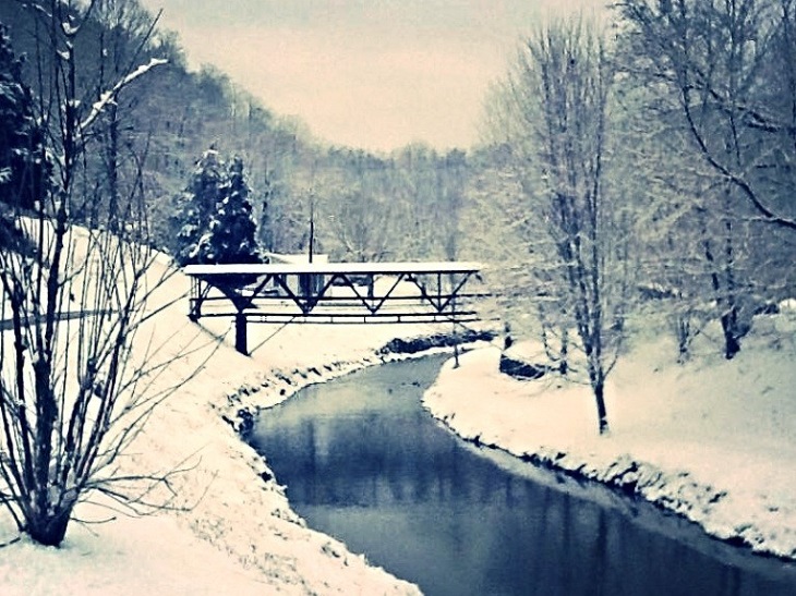 A bridge in Inez during Winter.